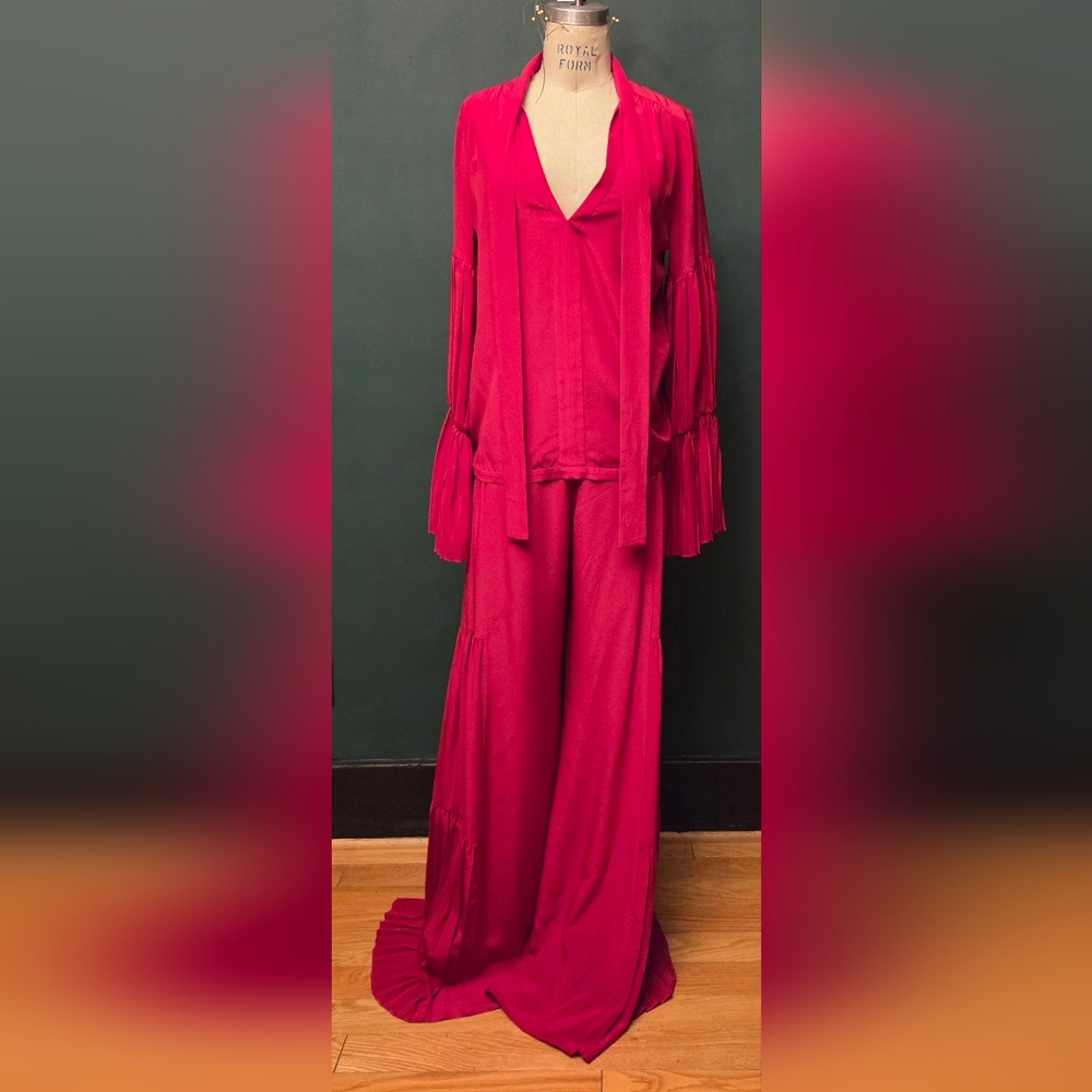 NWT Alexis 2 Piece Red Satin Set